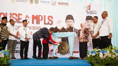 Bupati Andi Rudi Latif Resmi Buka MPLS SR Terintegrasi 1 Tanah Bumbu, Cita-cita Hadirkan Boarding School Terwujud Melalui program Sekolah Rakyat