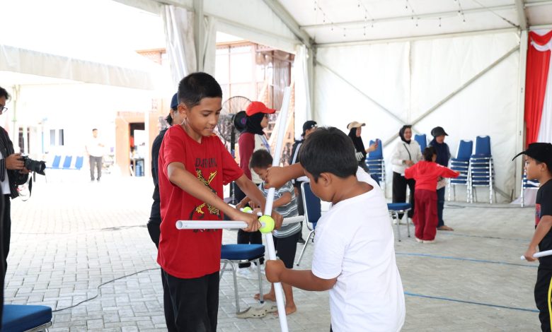 Lomba Estafet Bola Tenis Aksi Merah Putih: Ajang Kekompakan, Disiplin, dan Semangat Kebersamaan Generasi Muda Tanah Bumbu
