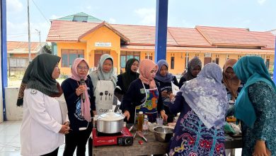 Sekolah Pangan Tanah Bumbu, Bupati Andi Rudi Latif Dorong Inovasi Olahan Ikan untuk Ekonomi Keluarga dan Pencegahan Stunting