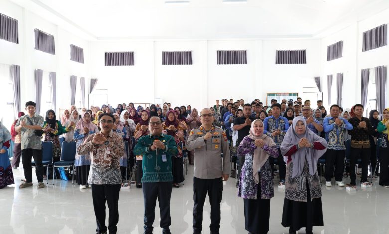 100 Calon Agen Perlinsos Ikuti Aktivasi IKD di Kecamatan Kusan Hulu Kabupaten Tanah Bumbu
