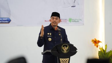 Lantik Pejabat, Bupati Andi Rudi Latif Tekankan Program Harus Berdampak Nyata bagi Masyarakat